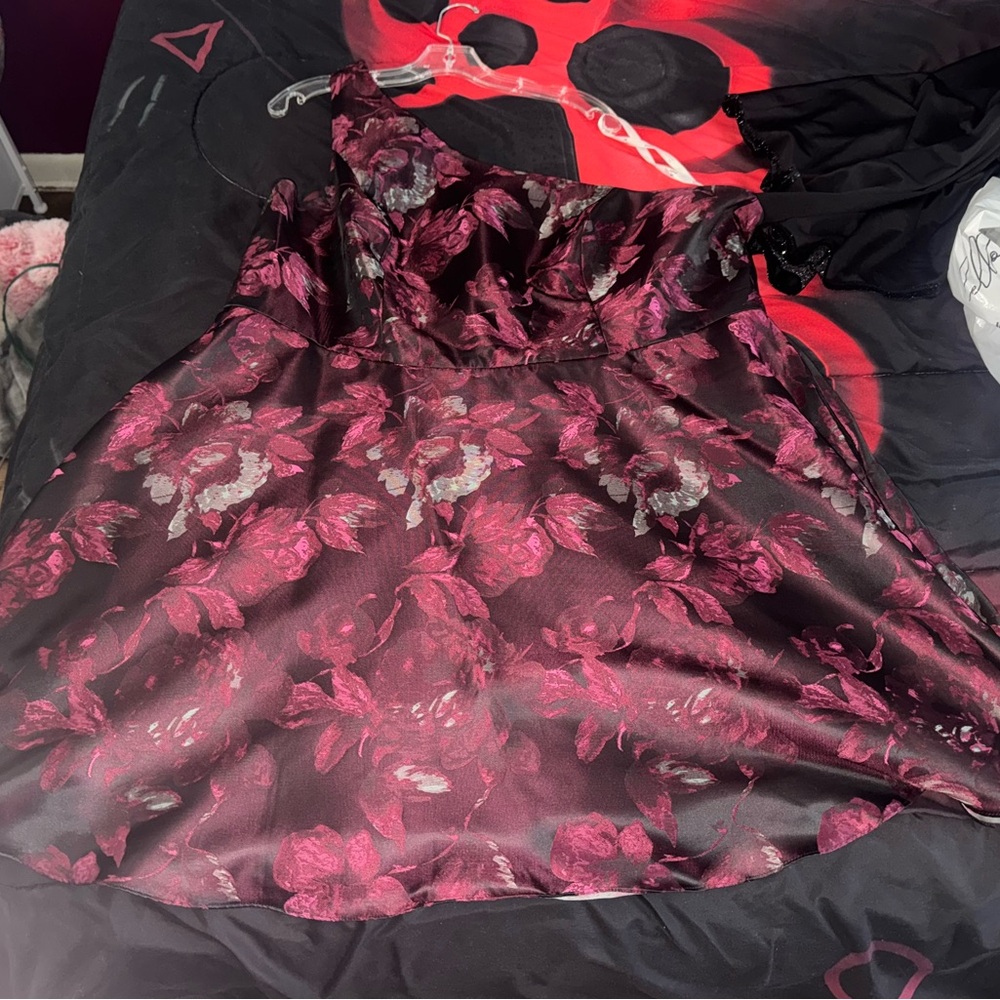 Elegant One Shoulder Floral Dress in Burgundy and Black